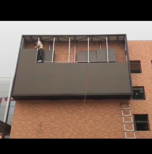 Panel dinding video luaran berukuran 28 meter persegi P5 telah dipasang di Lasa